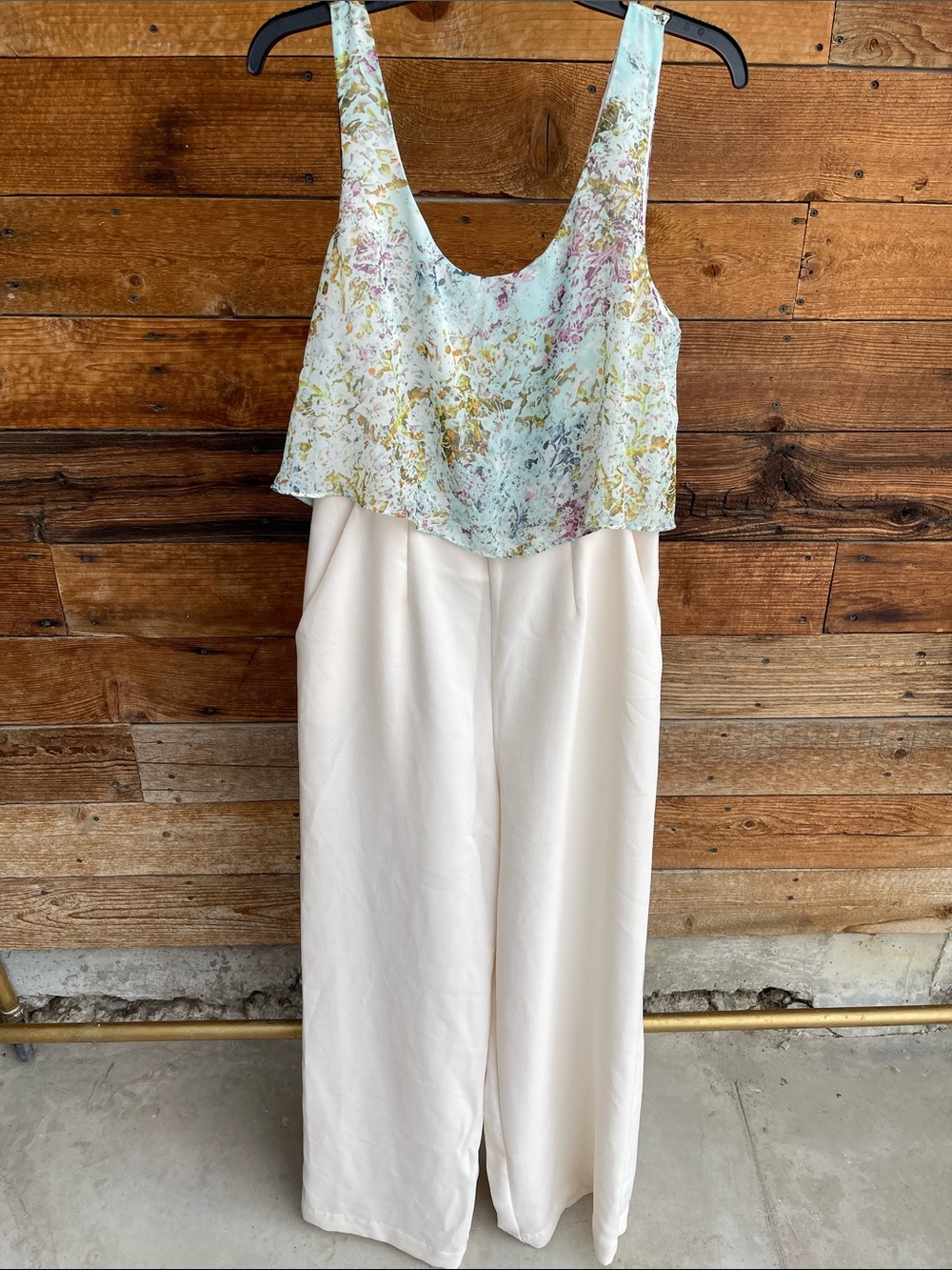 BCBGeneration Floral Overlay Wide Leg Jumpsuit | Ivory Mint Chiffon Size 12 NWOT